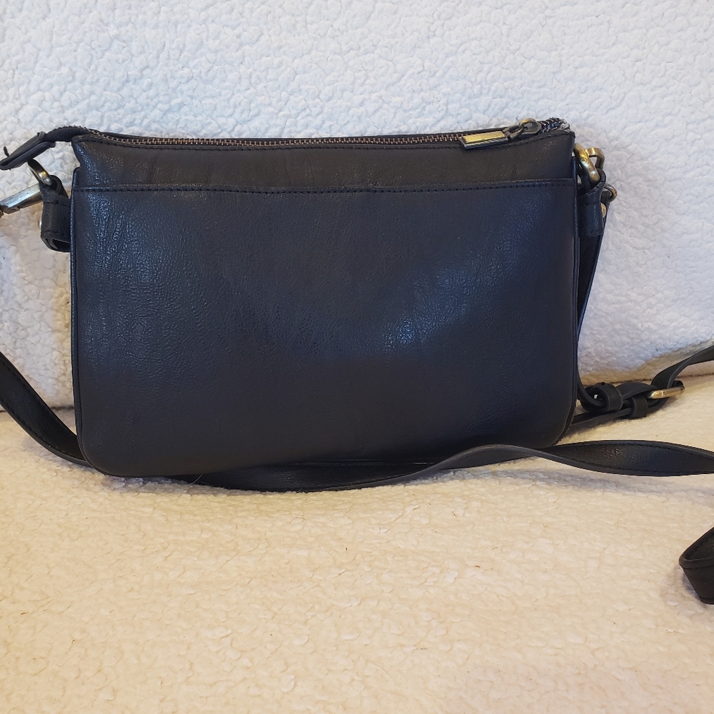 Textured Leather Black Crossbody by GH Bass & Co